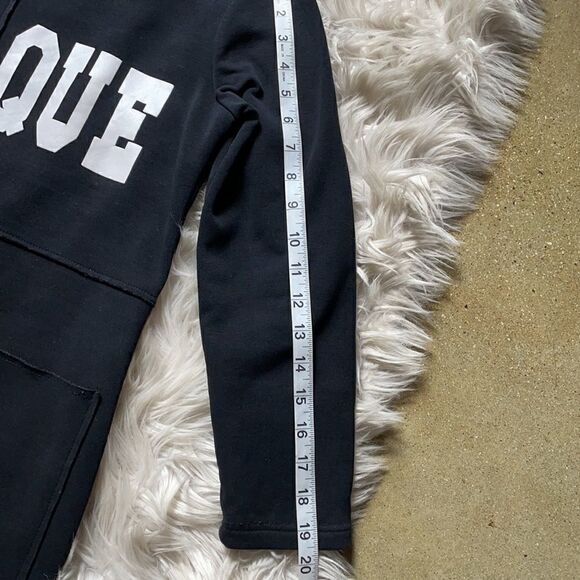 Black Fleece Lined “Unique” Pullover LONG Sweatshirt w/Pockets (Size: Small) - Picture 9 of 12